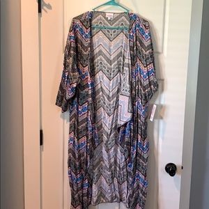 Lularoe large Shirley. Size large. NWT